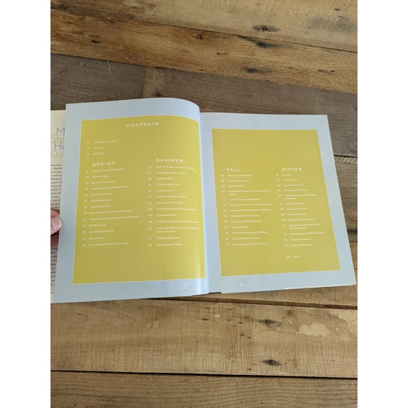 Vintage 1997 "Martha Stewart's Healthy Quick Cook Four Seasons of Great Menus" - Picture 6 of 7